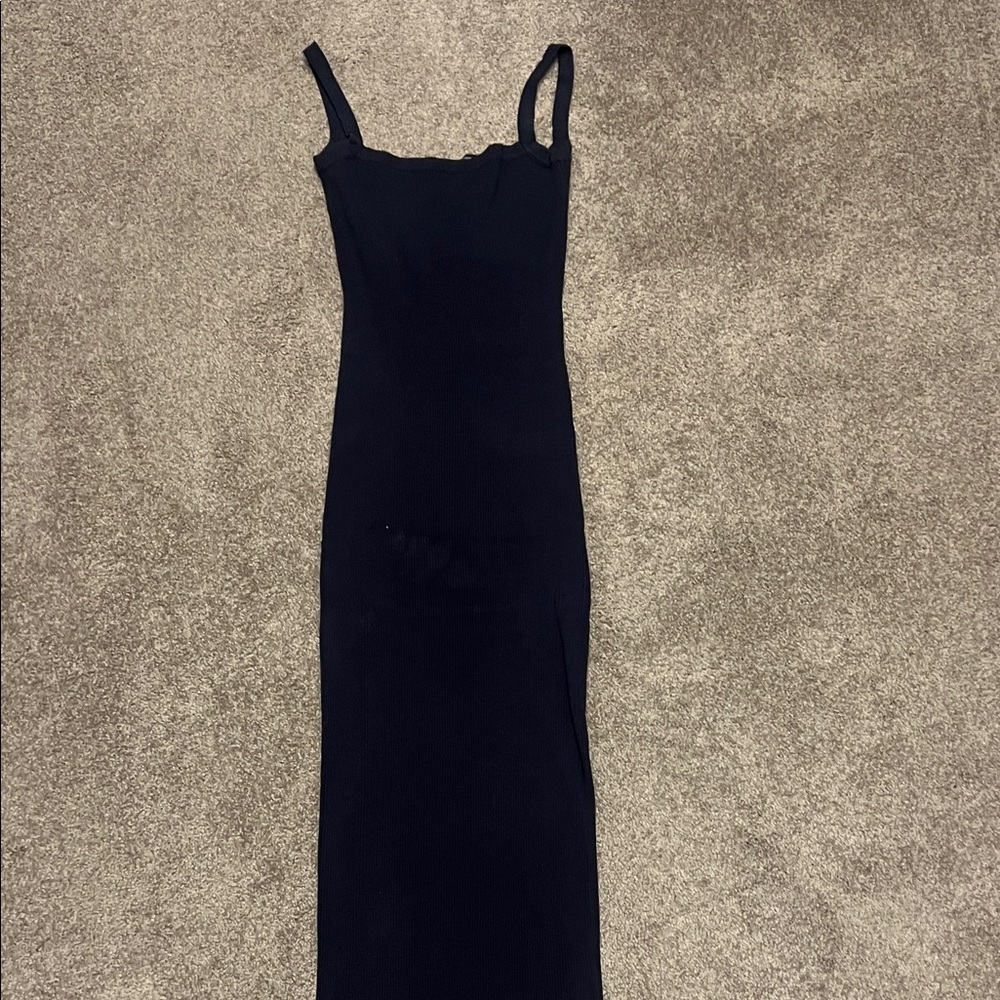 Black, bodycon, Midi dress, backless, ribbed, Zara dress.